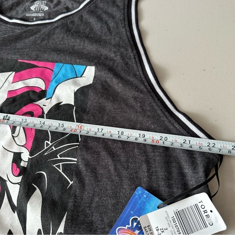 NWT Torrid Space Jam 2 Grey Ringer Tank 2X - Picture 6 of 8